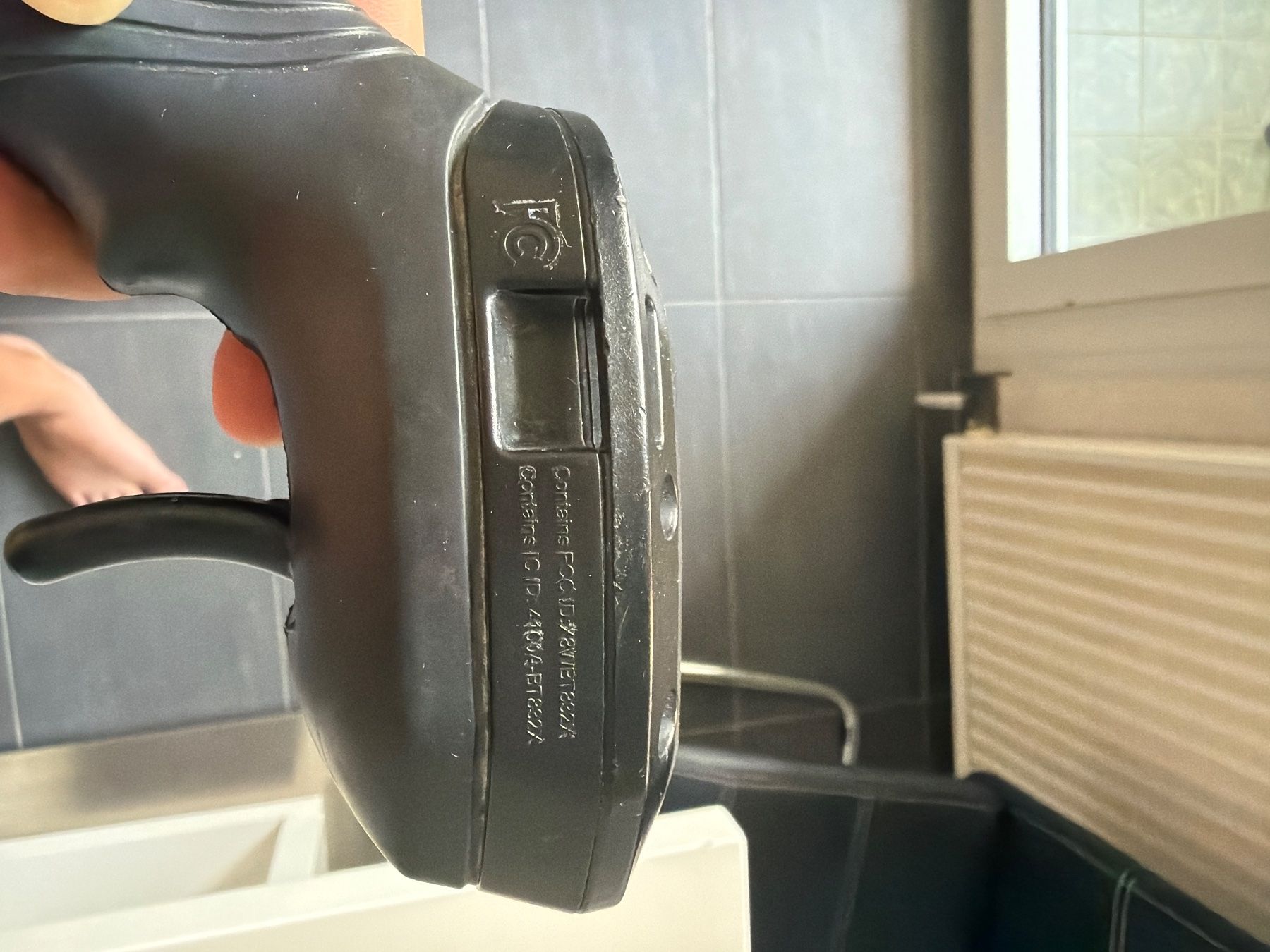 Télécommandes: Télécommande foil électrique universelle Lift – D'occasion à Sion par Vupra 5