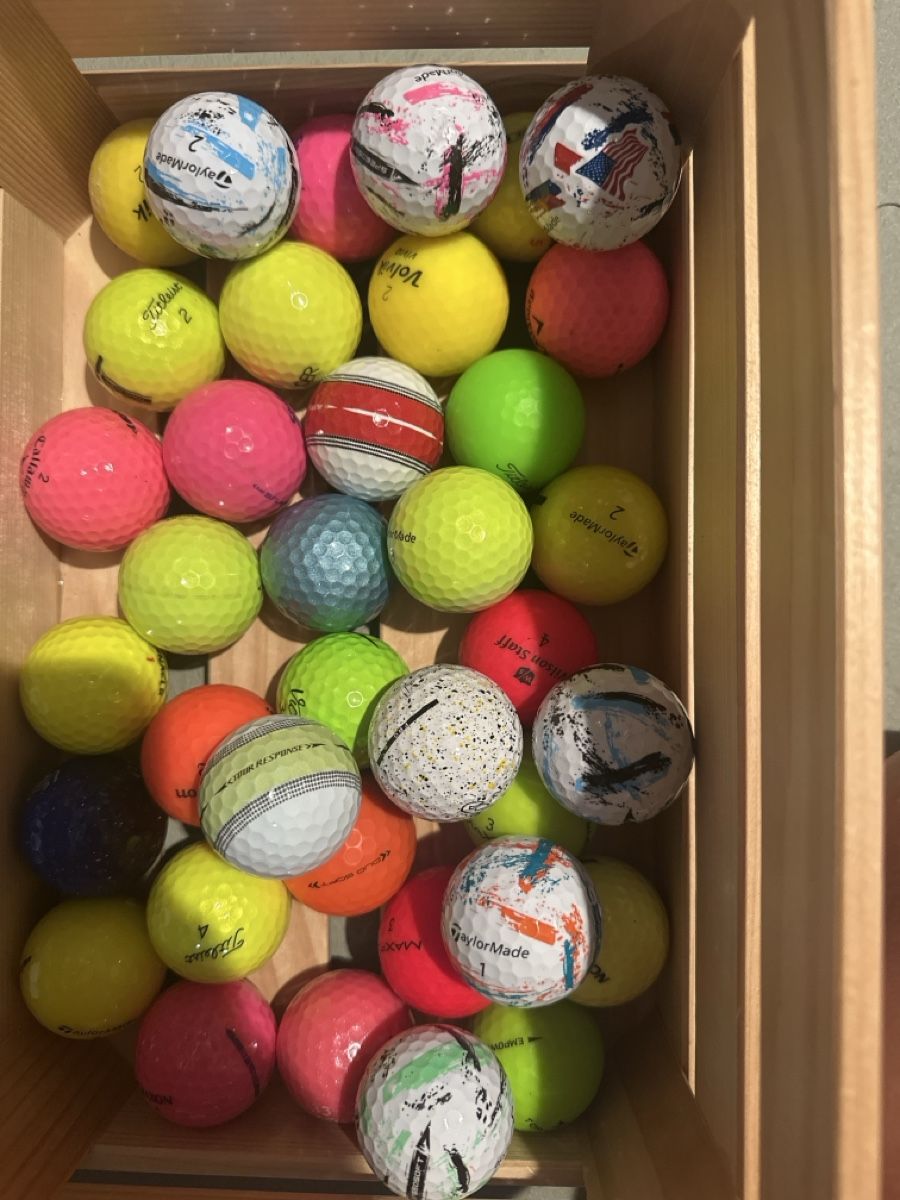 Palloni: 35 Golfbälle farbig – Nuovo (secondo la descrizione) da St. Gallen venduto da Ursula66