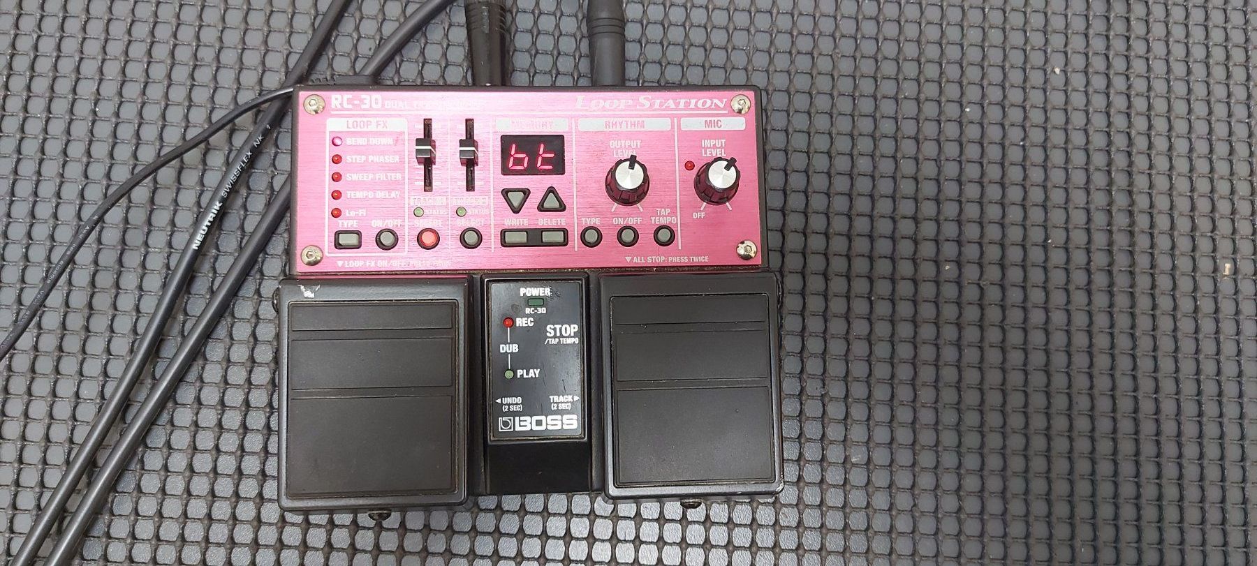 Boss Musikinstrumente: Boss RC-30 Loop Station Multieffektgerät für E-Gitarre – Gebraucht aus Glattbrugg von Swissmusik