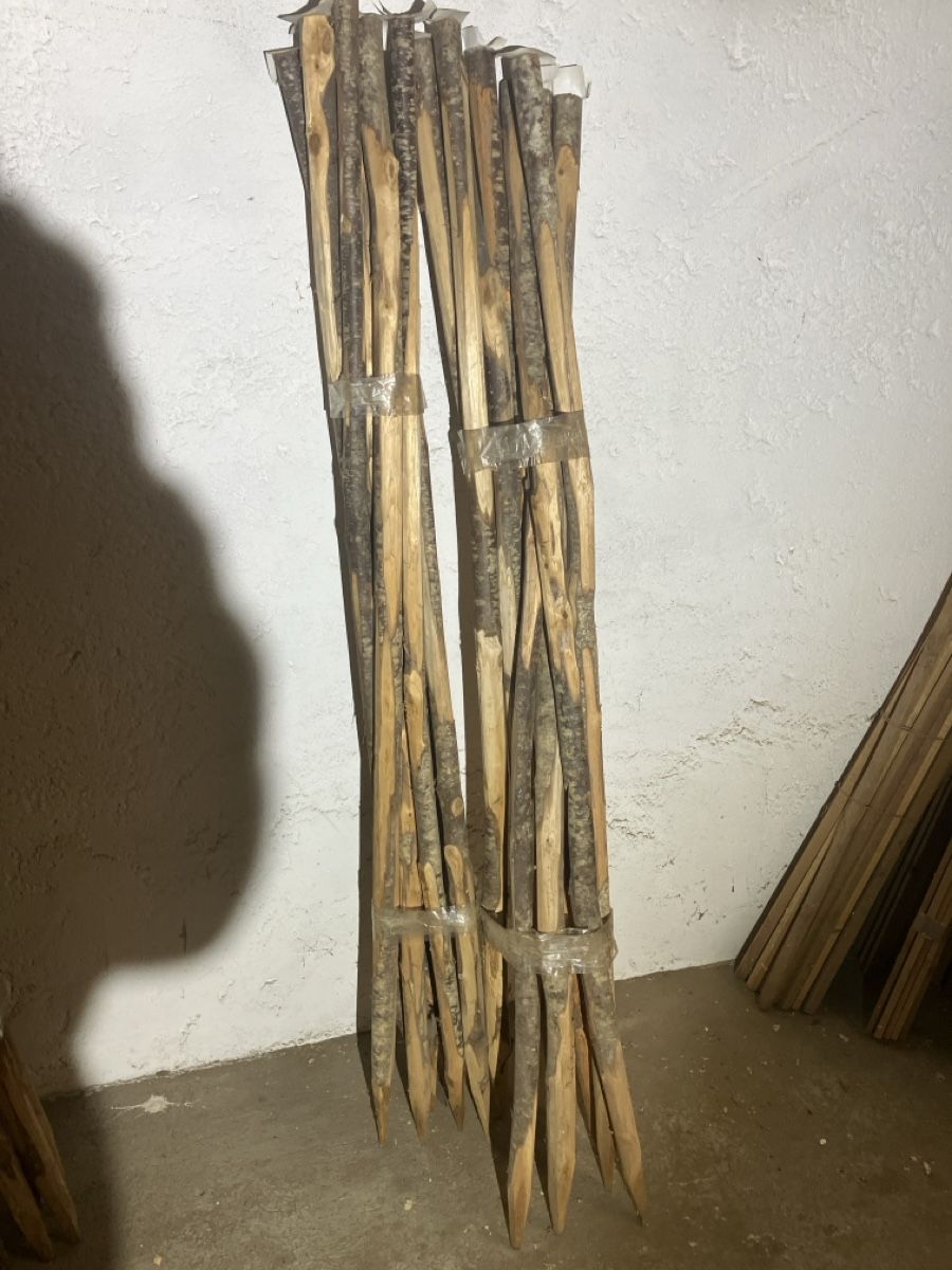 Zäune: Holzpfahl  – Gebraucht aus Burg AG von ala_cx8x