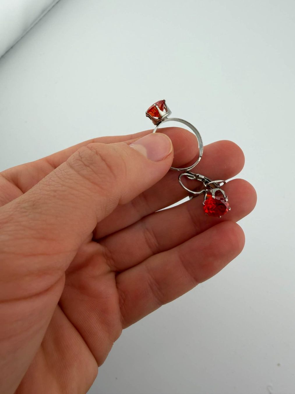 Autres bijoux: Roter Schmuck-Set: Ring und Ohrringe🌸 – D'occasion à Riehen par edu_92w7 6