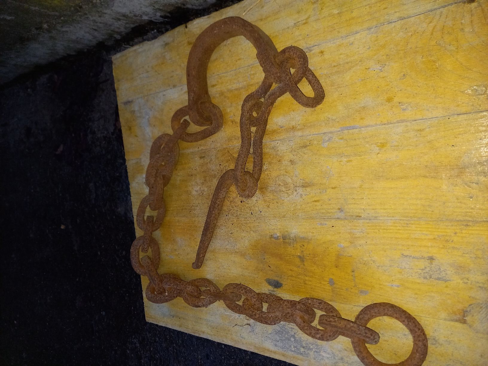 Catenine: Antike handgeschmiedete Bremskette – Usato da Galgenen venduto da Allerlei8854 5