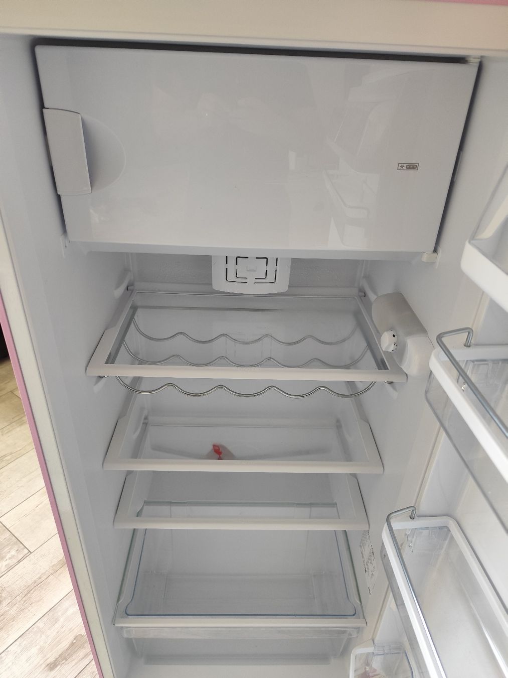 Smeg Kühlschrank: SMEG Kühlschrank – Gebraucht aus Grenchen von Grenchen01 5