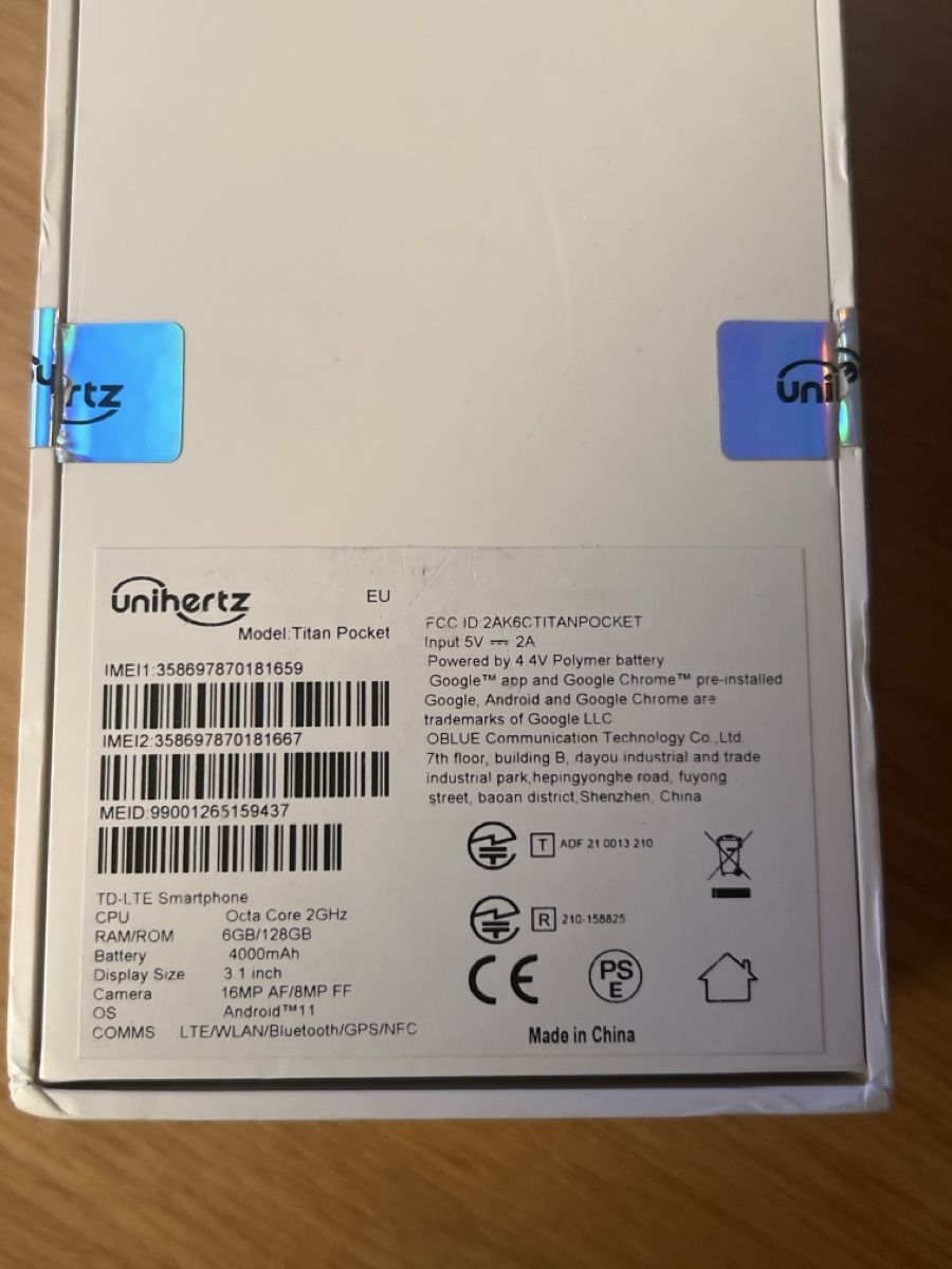 Telefoni cellulari / Smartphones: unihertz titan pocket – Usato da Zürich venduto da nabisco 2