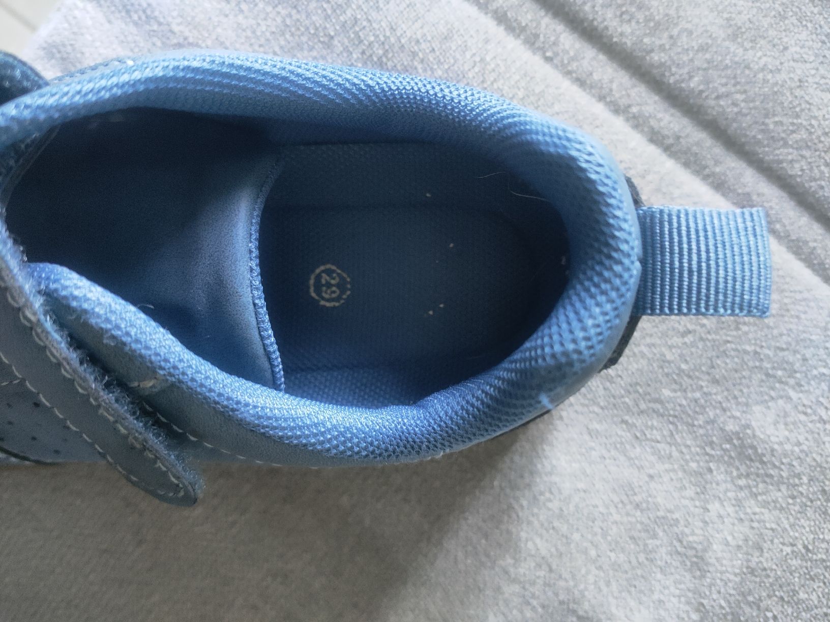 Scarpe per ragazzi: chaussures enfant, T. 29 – Usato da Romont FR venduto da GabrielaHeller 2
