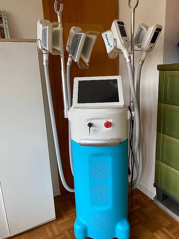 Attrezzature mediche: Kryolipolysegerät – Usato da Theilingen venduto da memihe