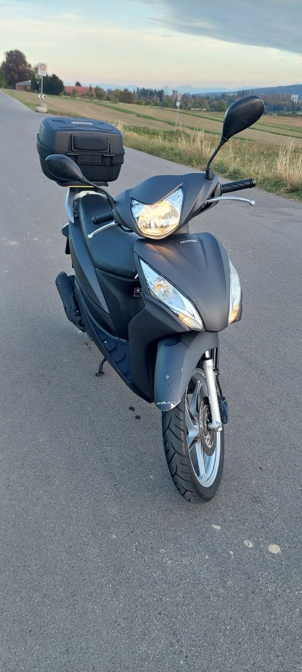 Honda Scooters: Honda Vision – Gebraucht aus Zürich von Ganjah1 2