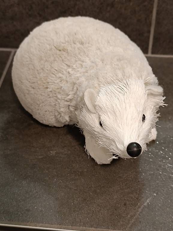 Statuette: Igel aus Styropor – Usato da Steinen venduto da Jules_Sch 1
