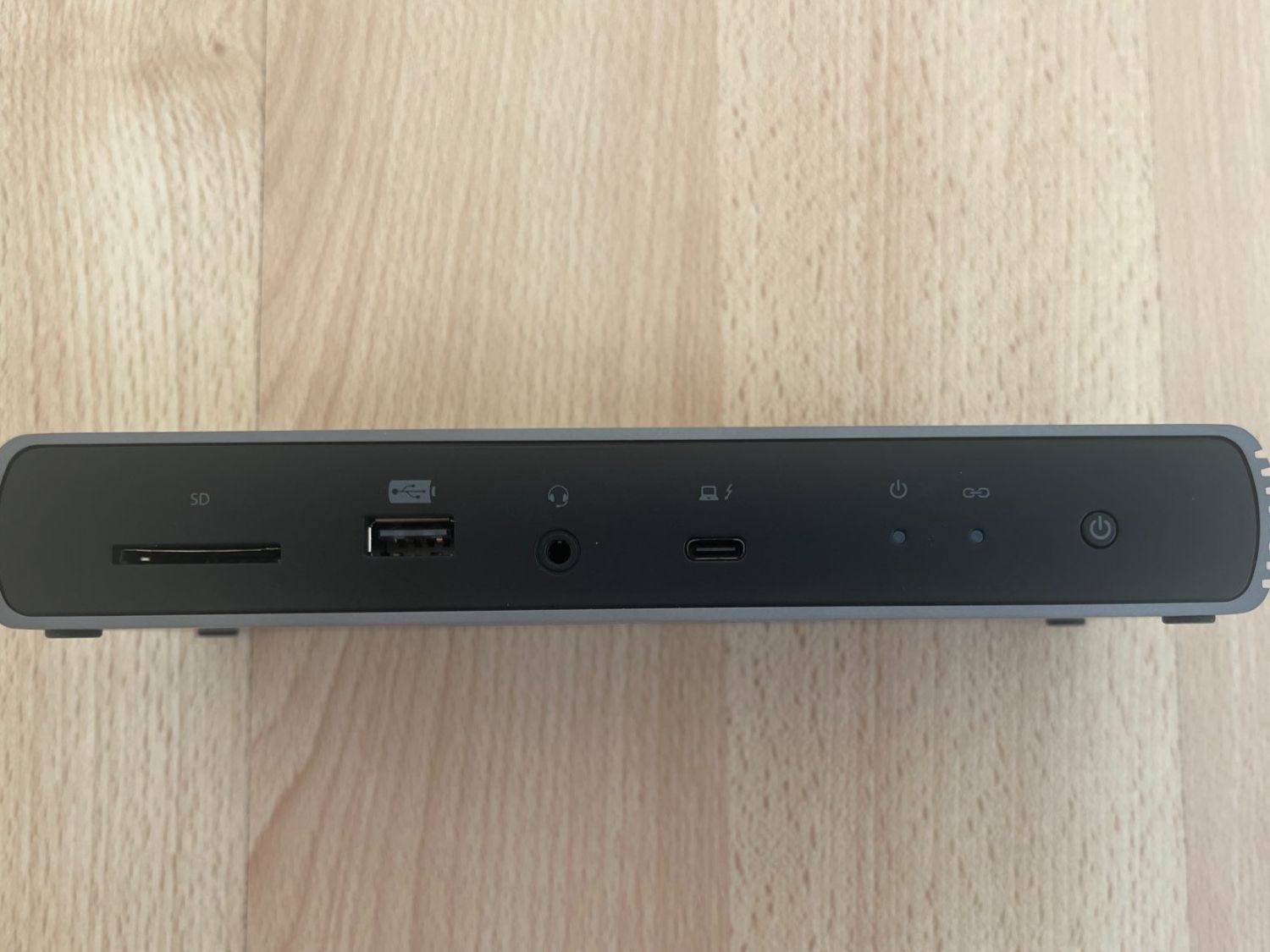 Kensington Docking station: Kensington Thunderbolt 4 Dockingstation (Mac/Windows) – Usato da Aarwangen venduto da gold68 3