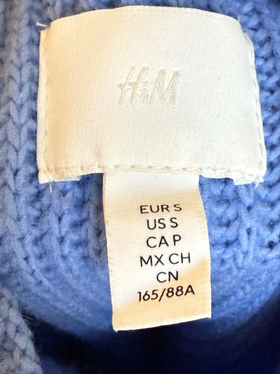 H&M Pullover & Sweatshirts: Pull maille bleu clair oversize H&M, t.36/S – Gebraucht aus Tavannes von Thriftshop 5