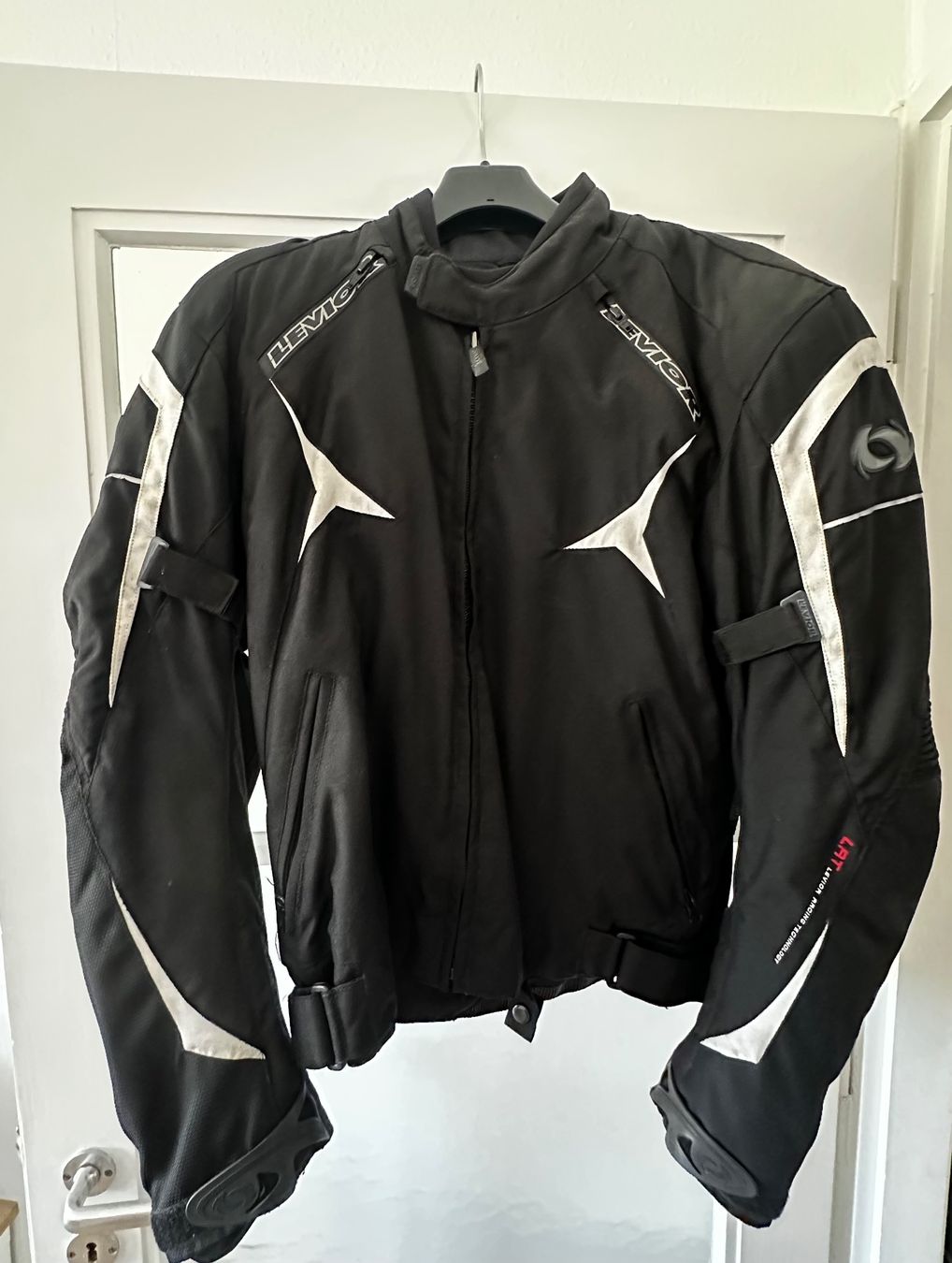 Giacche: Veste moto Levior taille M – Usato da La Chaux-de-Fonds venduto da mar_ts5d