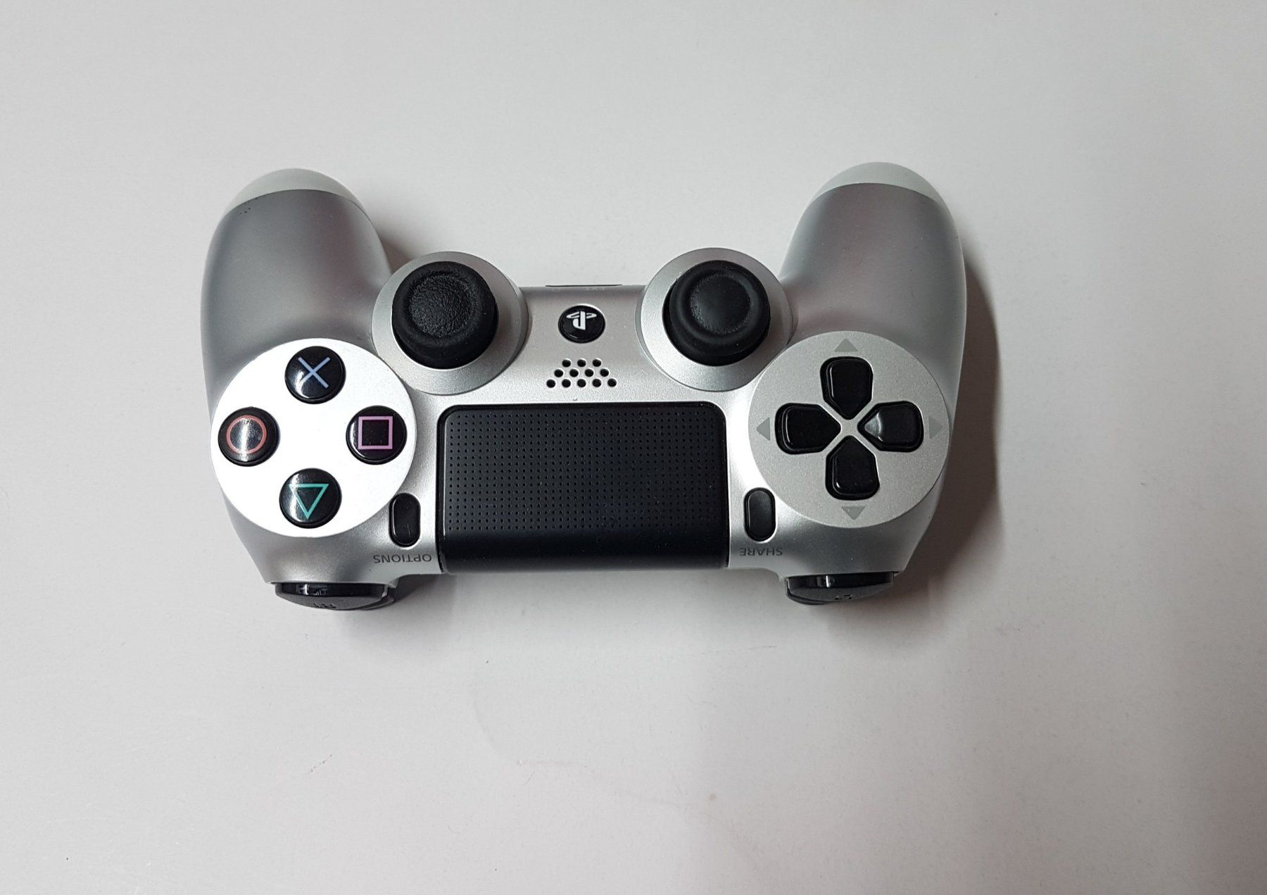 Sony Controller: 😎 Original Sony Dualshock 4 Wireless Controller PS4 – Usato da Schüpfheim venduto da Games_Spielkonsolen 3