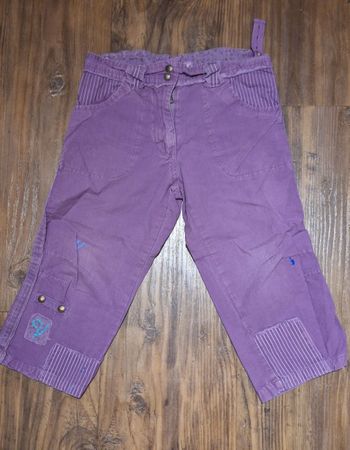 Coole Mädchen Capri Hose, lila, Grösse 104, guter Zustand!