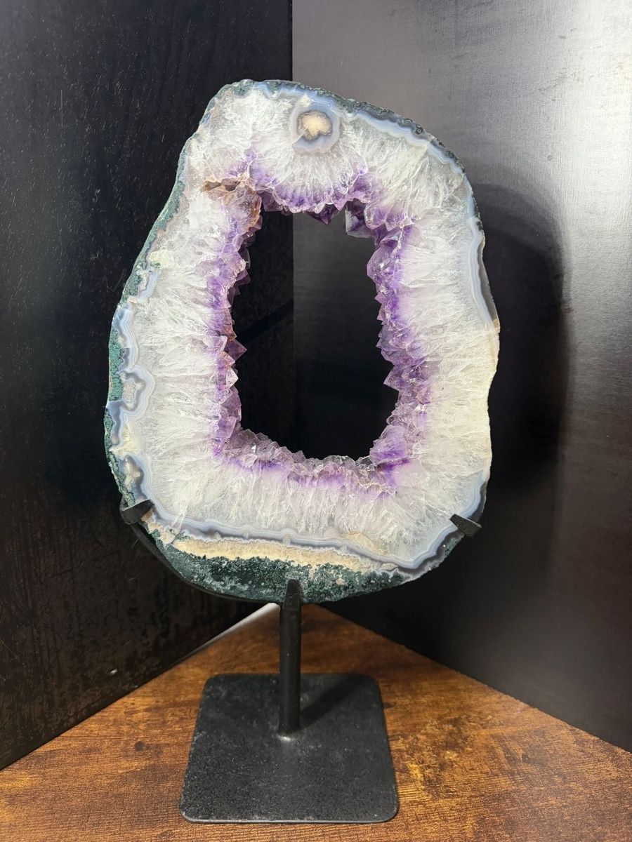 Minerali & Pietre curative: Deko Amethyst Geode auf Ständer - Einzigartiges Geschenk! – Nuovo (secondo la descrizione) da safenwil venduto da Joi3 1