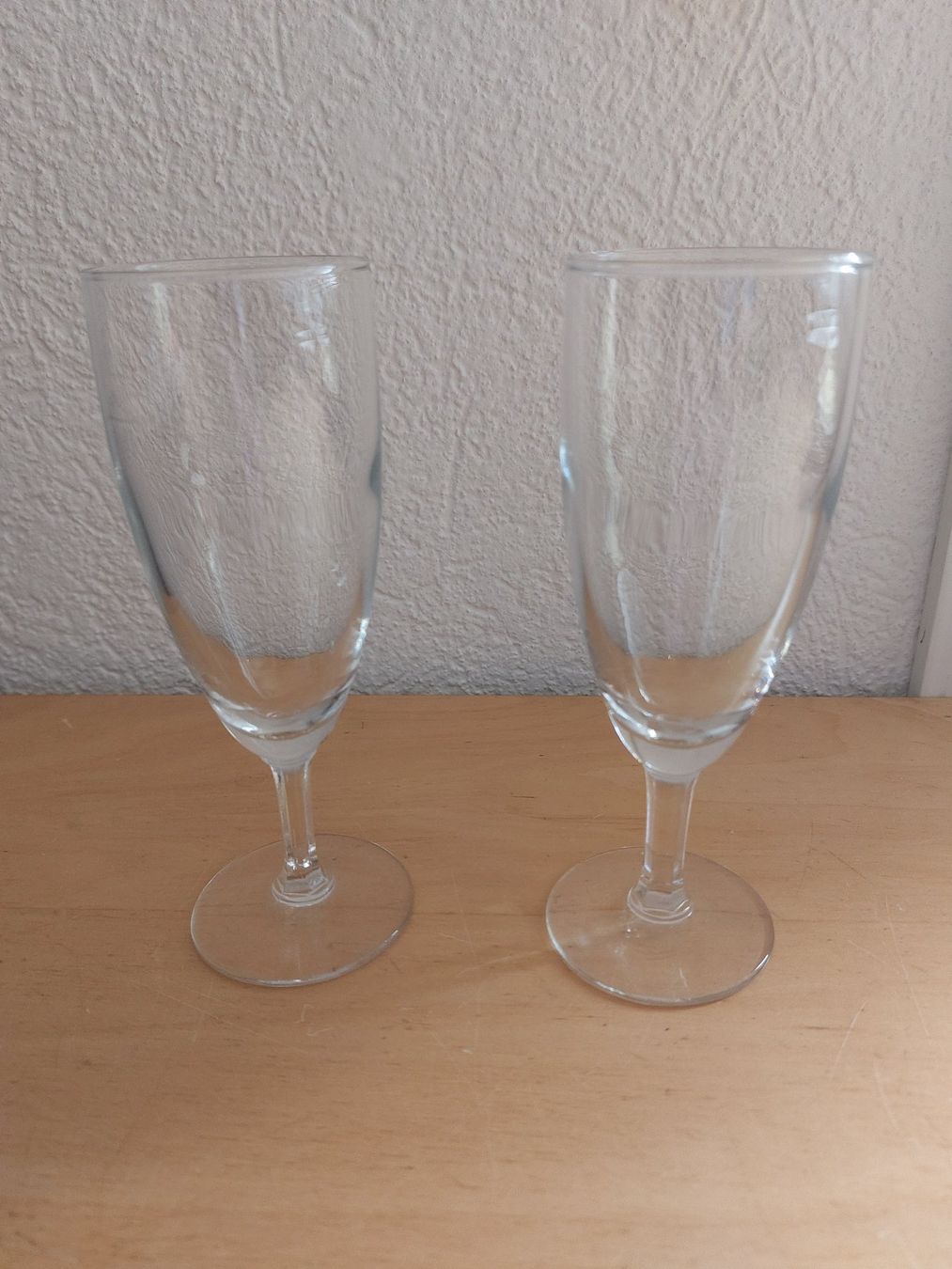 Verres: SEKTGLÄSER – D'occasion à Gipf - Oberfrick par Esnoopy
