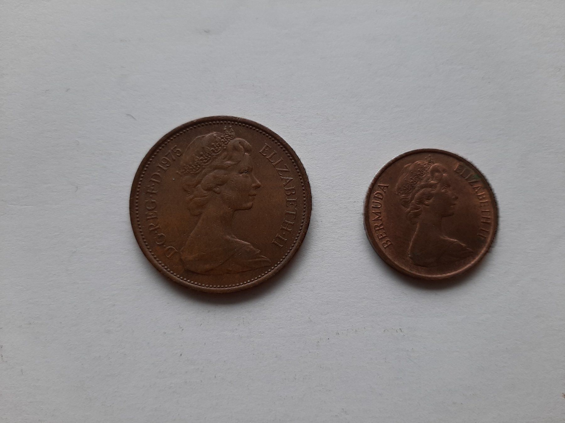 Alle Münzen: 2 Münzen England 1971/1975 – Gebraucht aus Menziken von Rien1