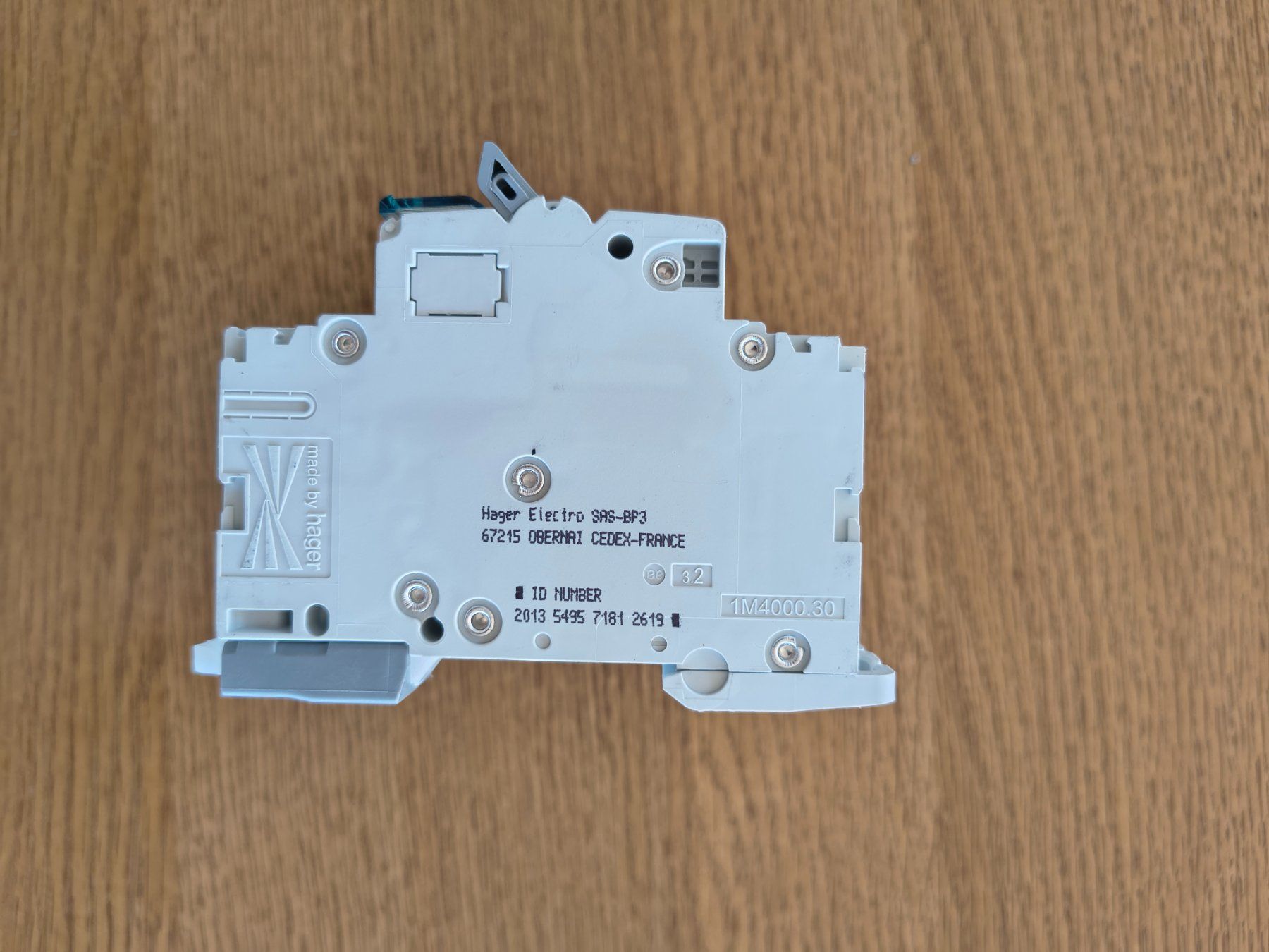 Hager Componenti elettronici: Leitungsschutzschalter Hager C 10kA 3L+N 25A – Usato da Neudorf venduto da fab_7tbj 1