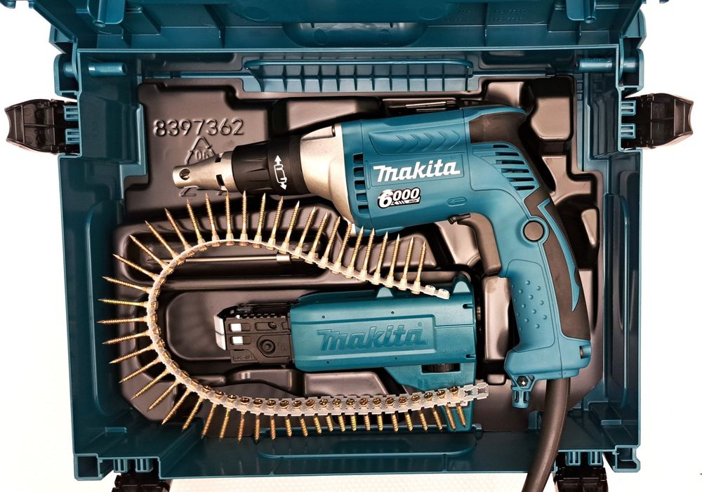 MAKITA FS6300JX2 Trockenbauschrauber + Adapter F. Streifen | Kaufen Auf ...