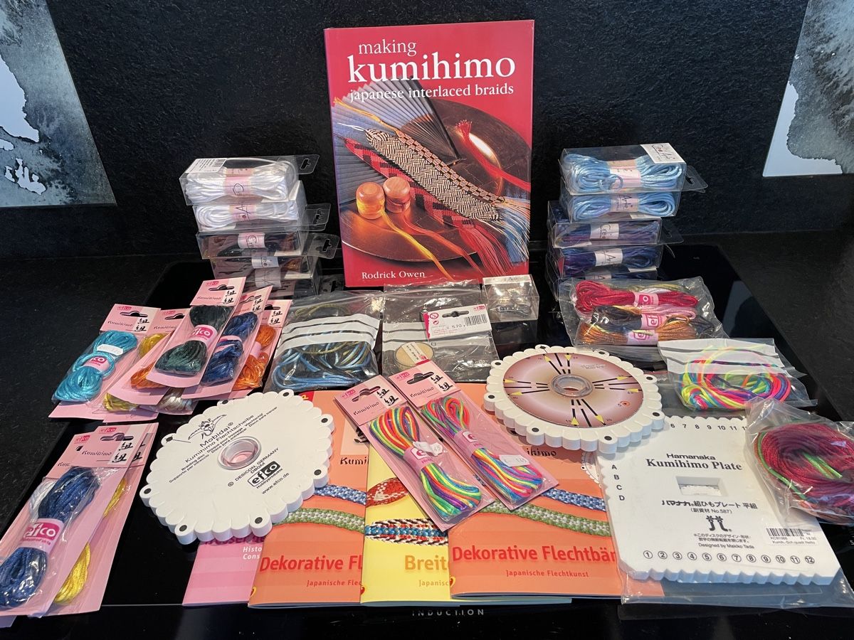Stoffe: Kumiihmo Set mit Zubehör – Neu und originalverpackt aus Lengnau AG von Sayuri5