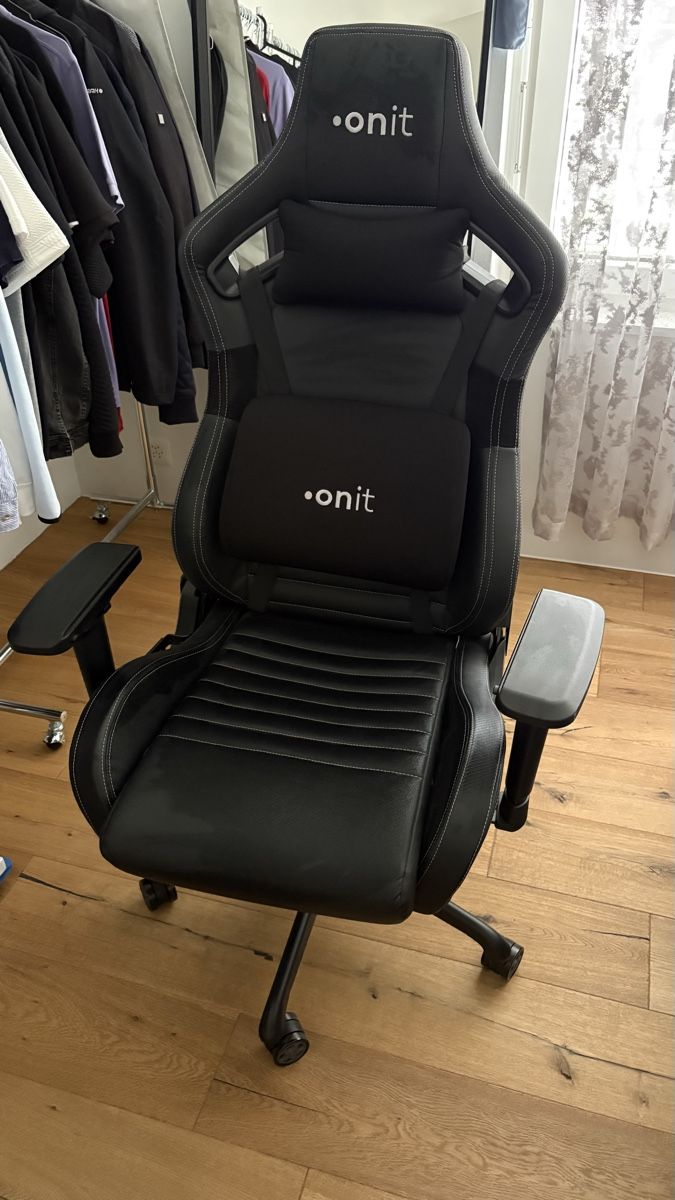 Stühle: Onit Gamestuhl Premium – Gebraucht aus Aarburg von Jaxon 1