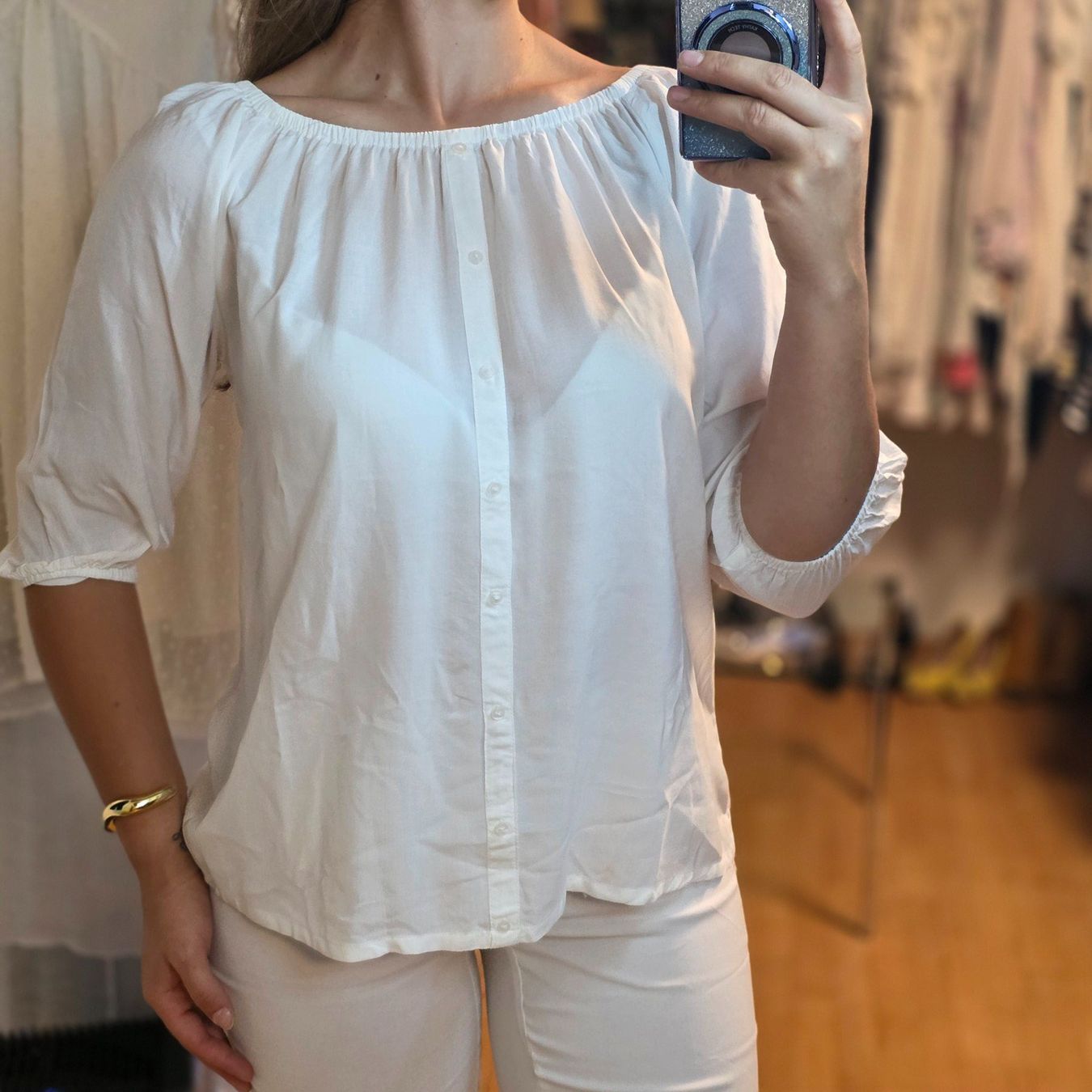 Camicette: Weiße Carmen Bluse M/L Sommerlich Elegant – Usato da Wald ZH venduto da CapLux