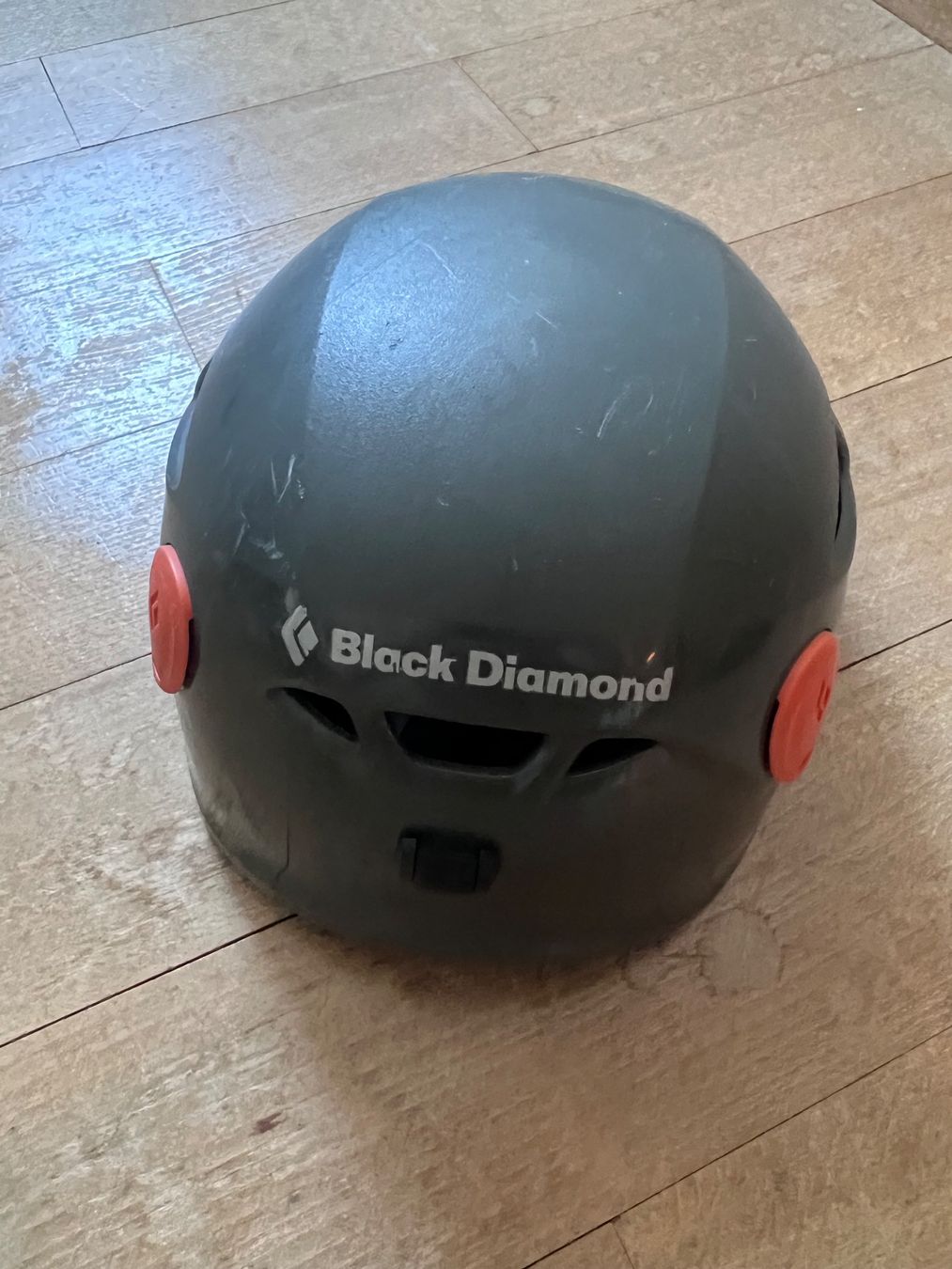 Black Diamond Caschi: Kletterhelm Black Diamond – Usato da Bern venduto da elksn 1