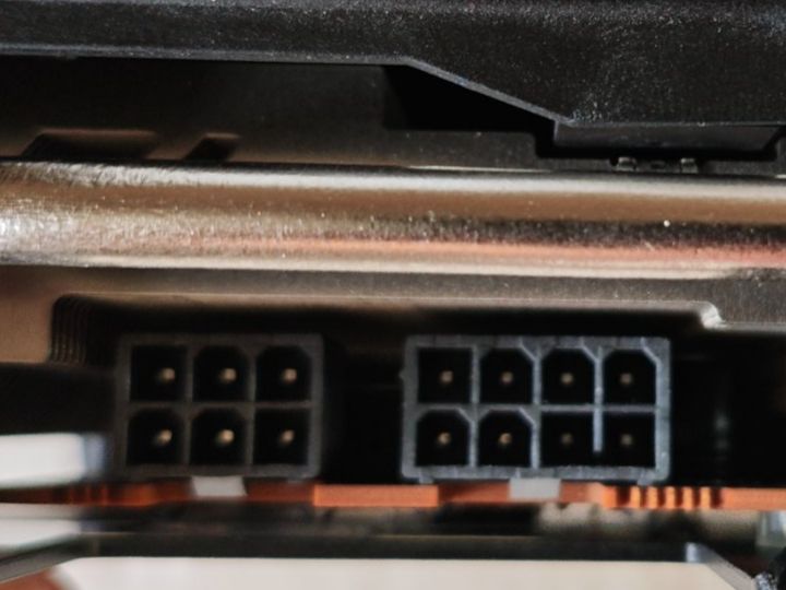 Amd Schede grafiche: Sapphire Pulse RX 5700 8GB – Usato da Wallisellen venduto da Kleindai 2