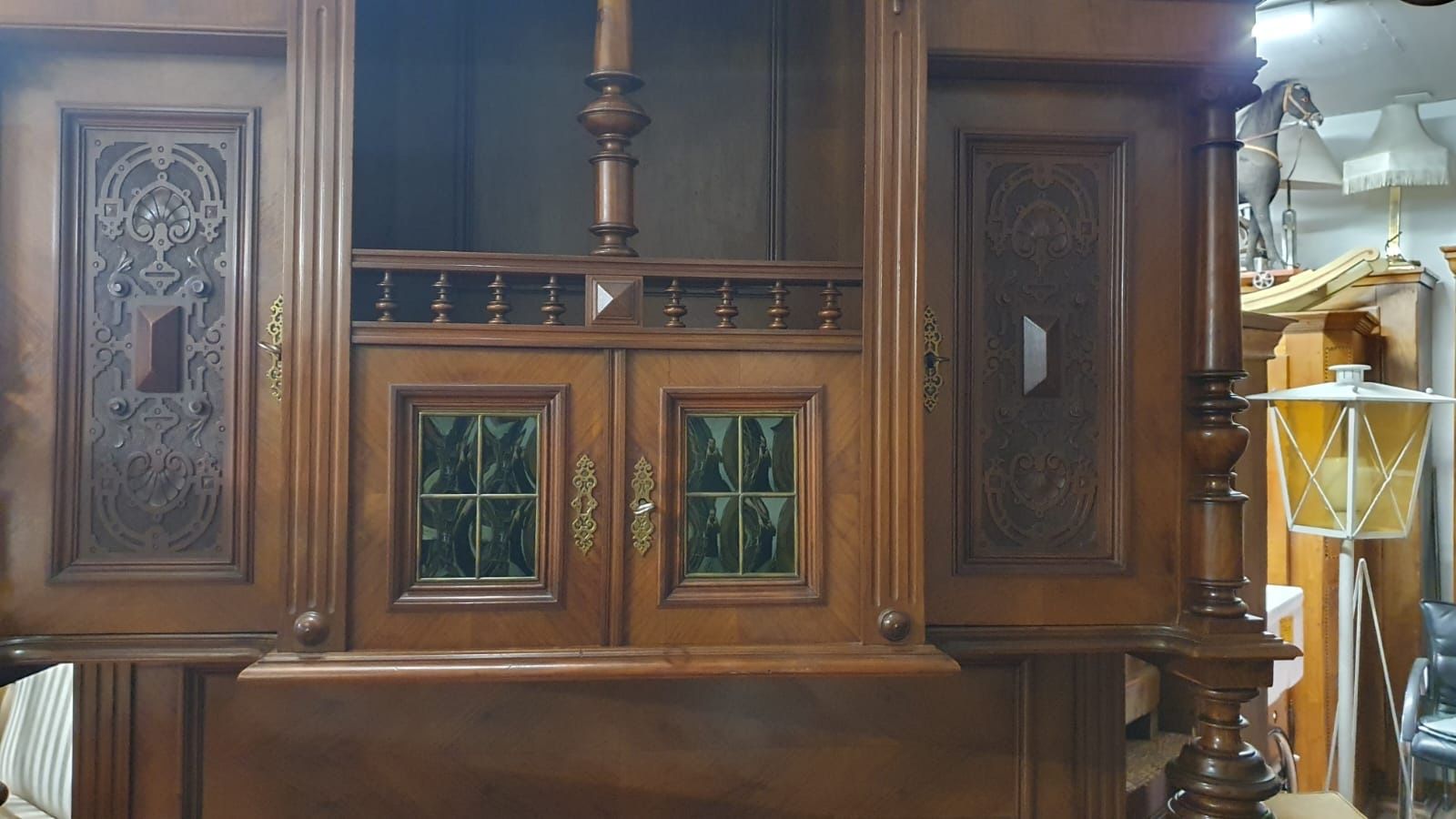 Credenze: ALTE STILL BUFFETSCHRANK – Usato da Dietikon venduto da brocki-eyra 2