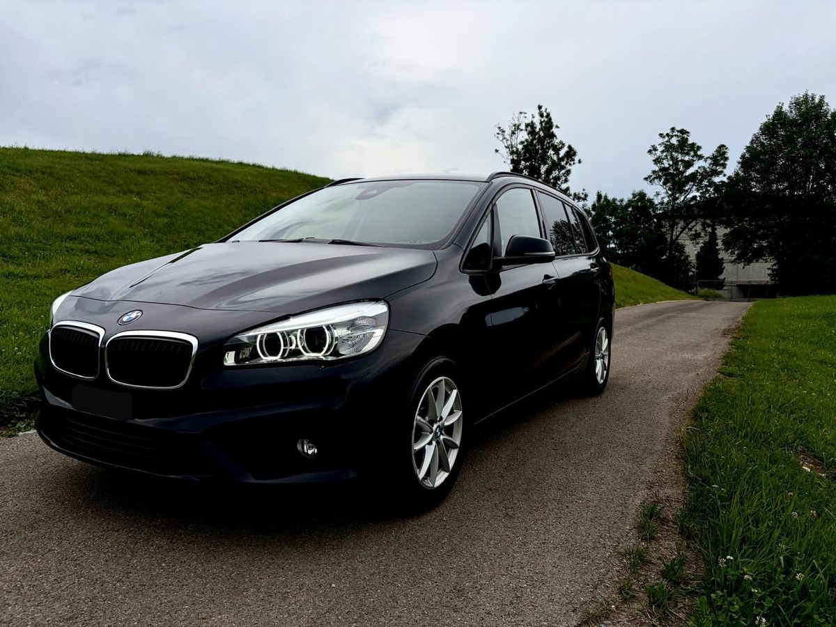 BMW Automobili: BMW / 218d / Tourer / Automat – Usato da Dietfurt venduto da LvLvLV 2