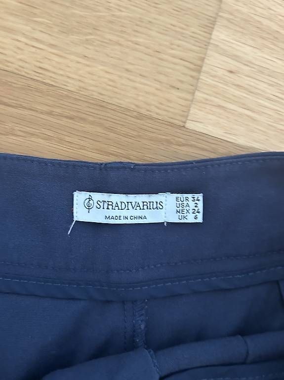 Pantaloni: Stradivarius Hose – Usato da Münsingen venduto da klo_bvb2 1