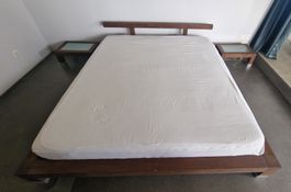 Bett - Kommode - Nachttisch - Manufakturarbeit