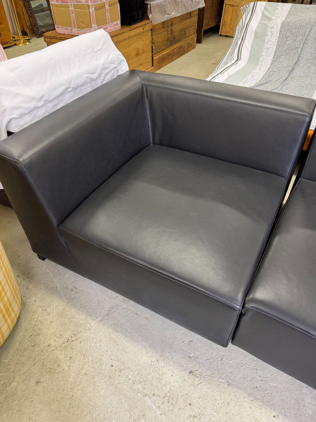 Divani: Canapé d'angle en cuir noir - Lewis Modular – Usato da Oeschseite venduto da -Luxury-On-Line- 3