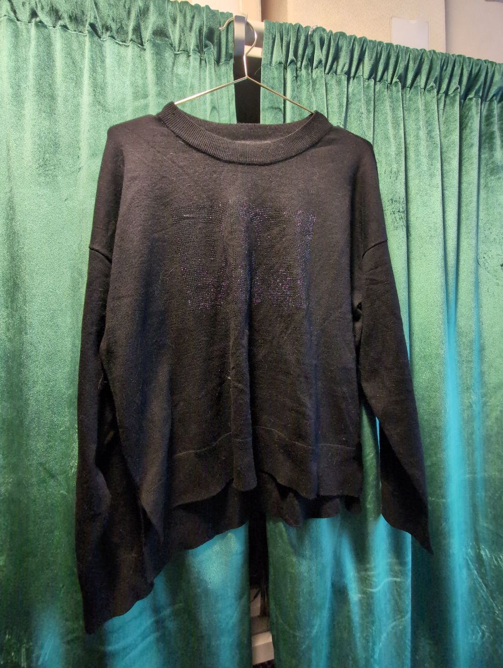 DKNY Maglioni & Felpe: Pullover von DKNY, ungetragen – Nuovo (secondo la descrizione) da Busswil BE venduto da MissMuffin