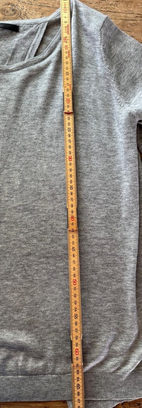 Maglioni & Felpe: minimum. Pullover  mit offenem Rückenausschnitt. Grau. M. – Usato da Zürich venduto da Sunnyflower97 5