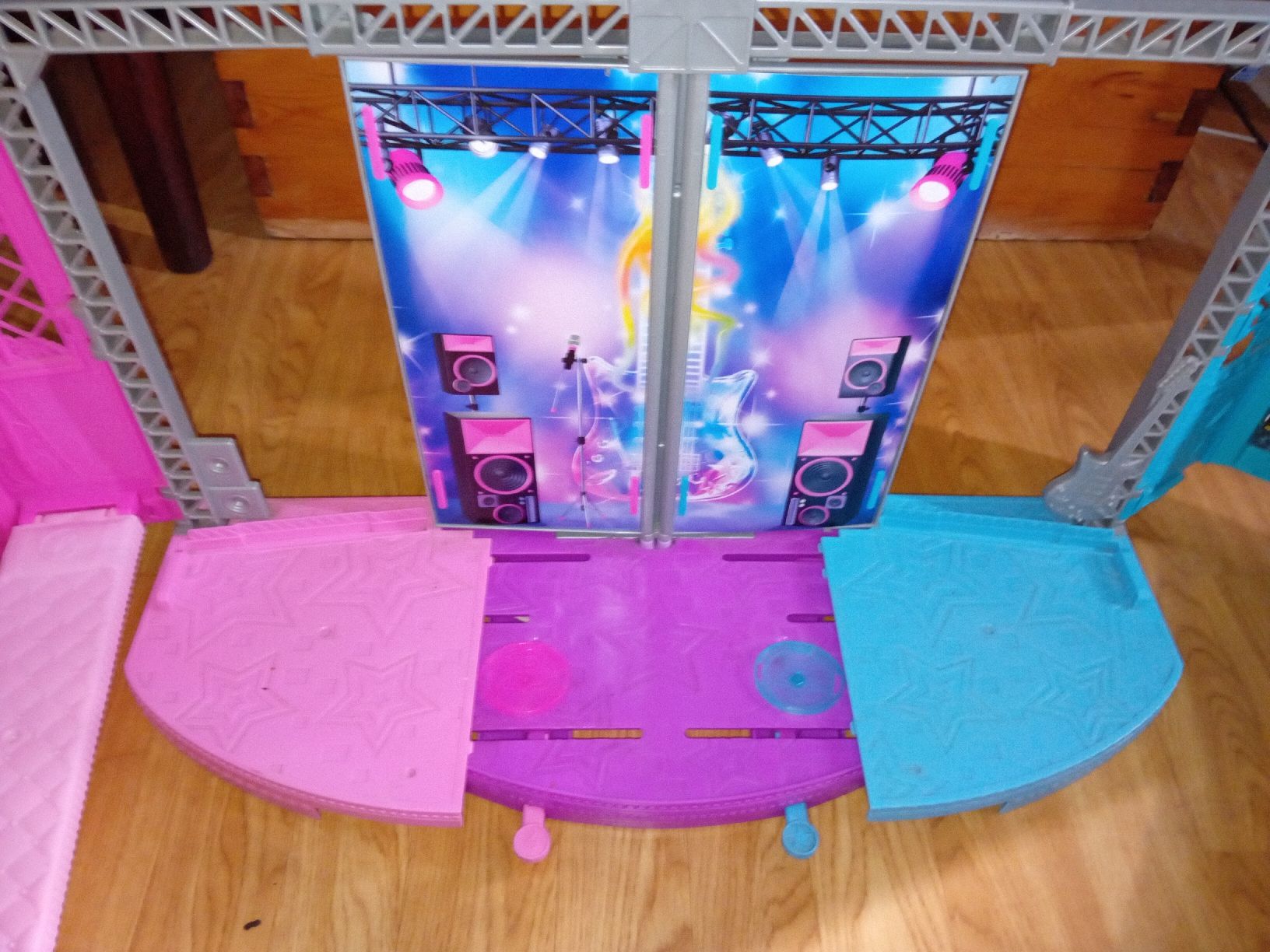 Mattel Spielhäuser: palco Rock Star Barbie 2014 – Gebraucht aus Biasca von Old_6blh 4