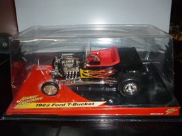Ford T-Bucket 1923 Hot-Rod 1:18