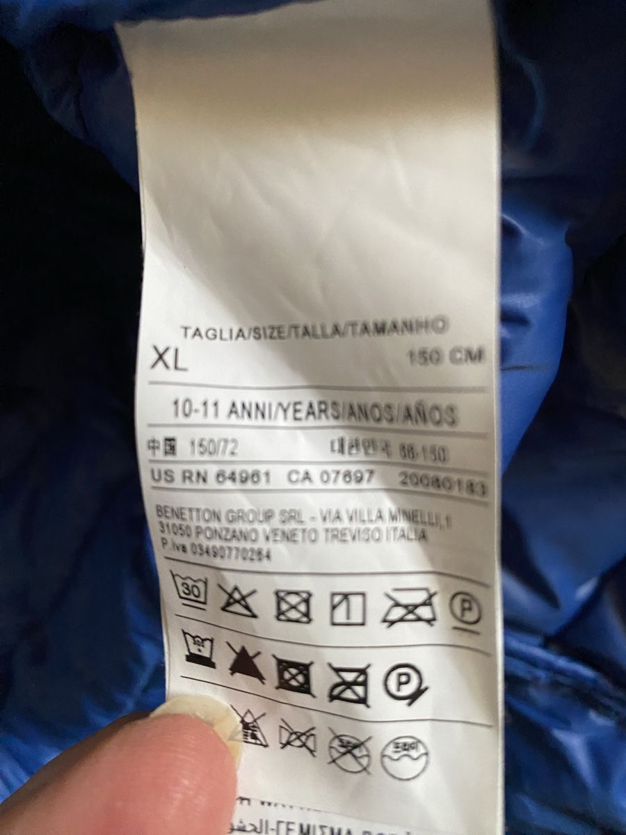 Benetton Jacken: Veste Doudoune Benetton 10 ans – Gebraucht aus Geneve von Monthoux13 7