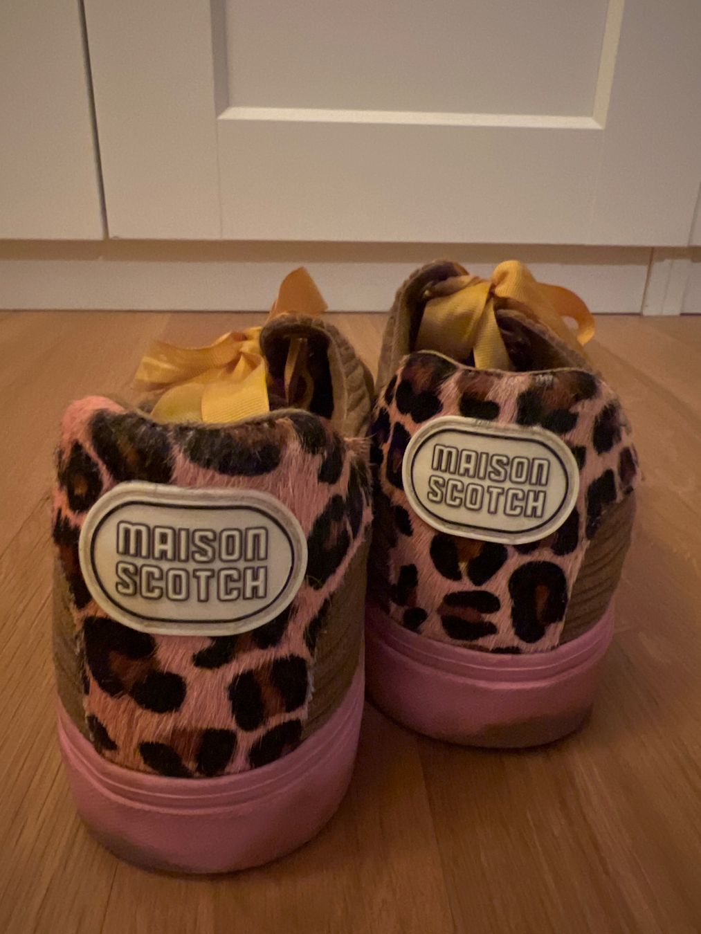 Maison Scotch Scarpe da donna: Scotch&Soda auffälliger Seaker, Grösse 39 – Usato da Richterswil venduto da ang_2vks 2
