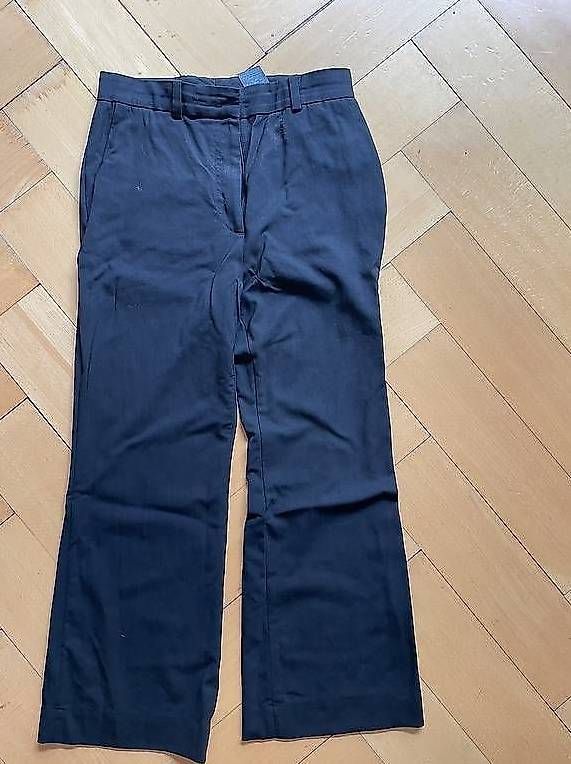 Cos Pantaloni: Cos Hose mit Schlag – Usato da Zürich venduto da ber_r6vw 1