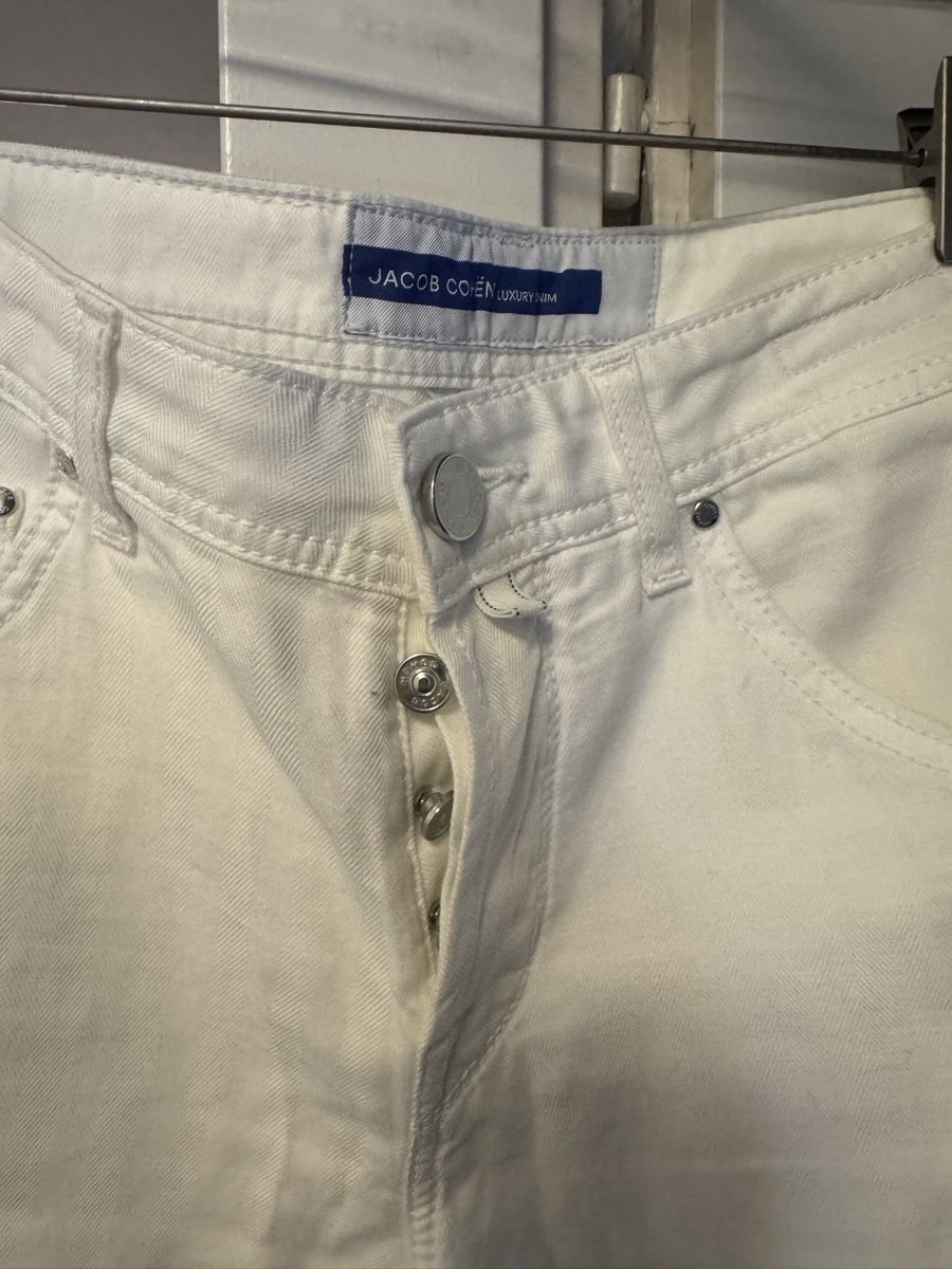 Jacob Cohën Jeans: Jacob Cohen Jeans Gr. 30, NEU! – Nuovo (secondo la descrizione) da zürich venduto da dalia06 1