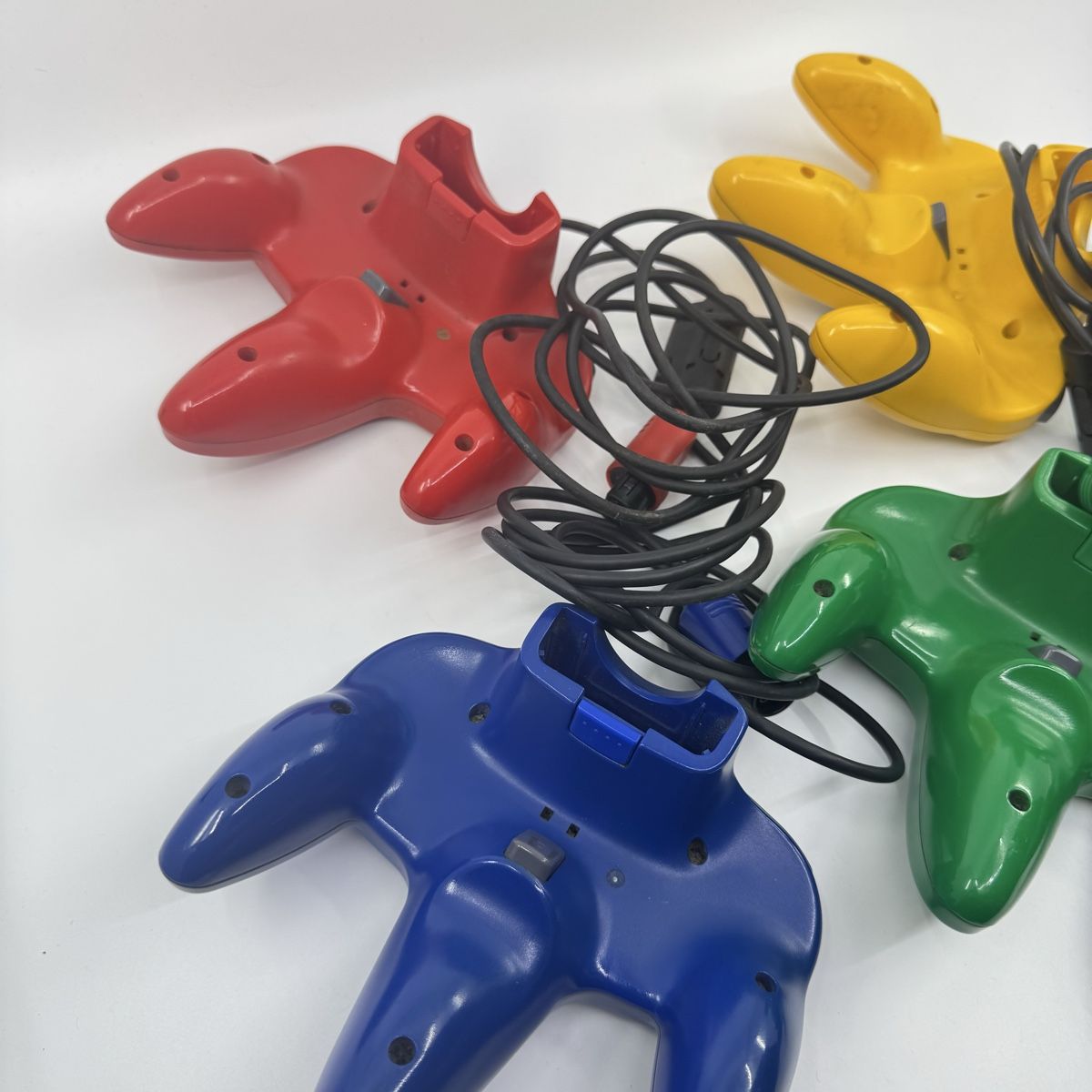 Nintendo Controller: 4 Original Nintendo 64 Controller – Gebraucht aus Herisau von Seyashop1 6