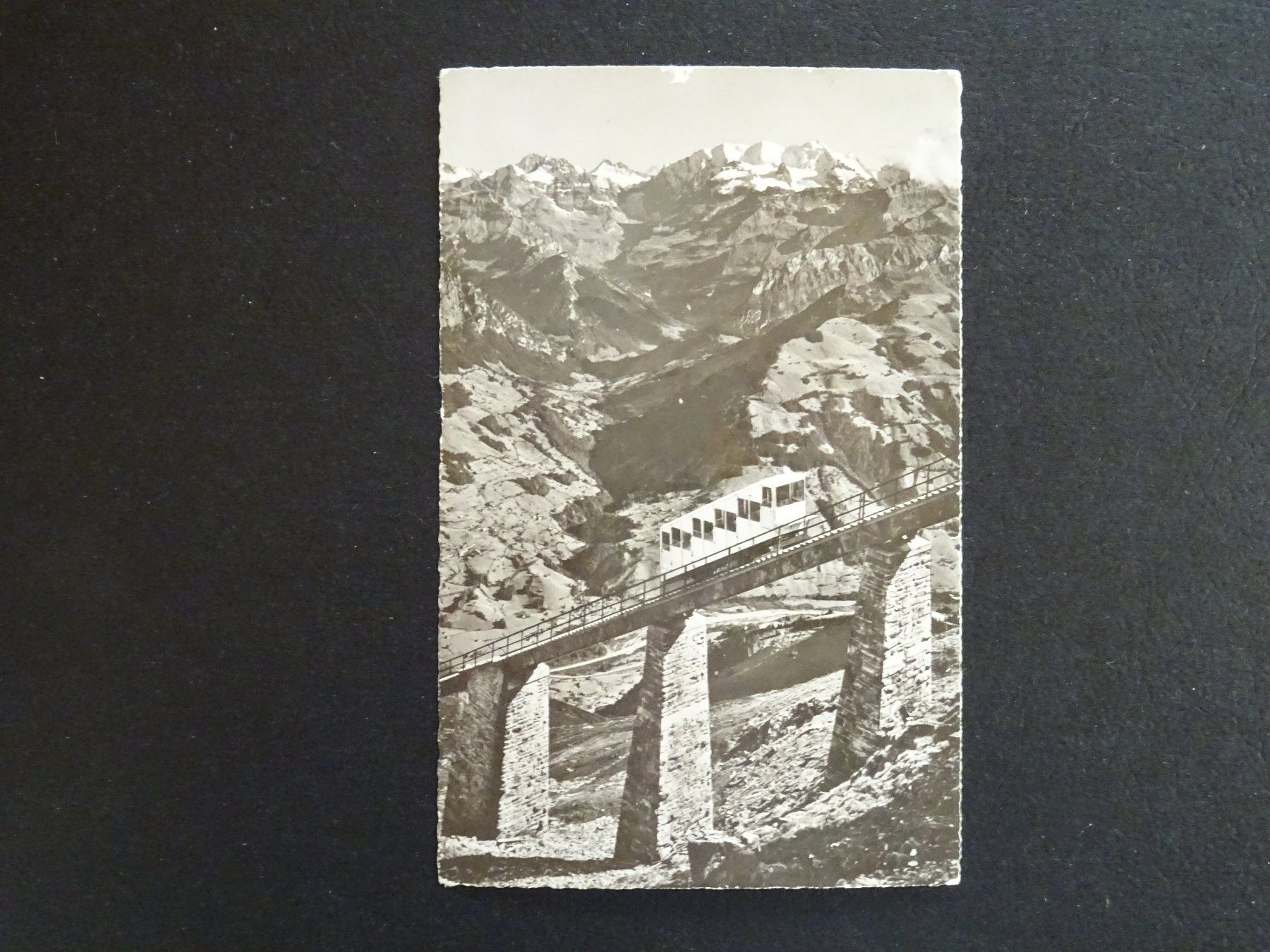 Ansichtskarten: Postkarte Niesenbahn mit Blüemlisalp – Gebraucht aus Rothrist von heinrich1966