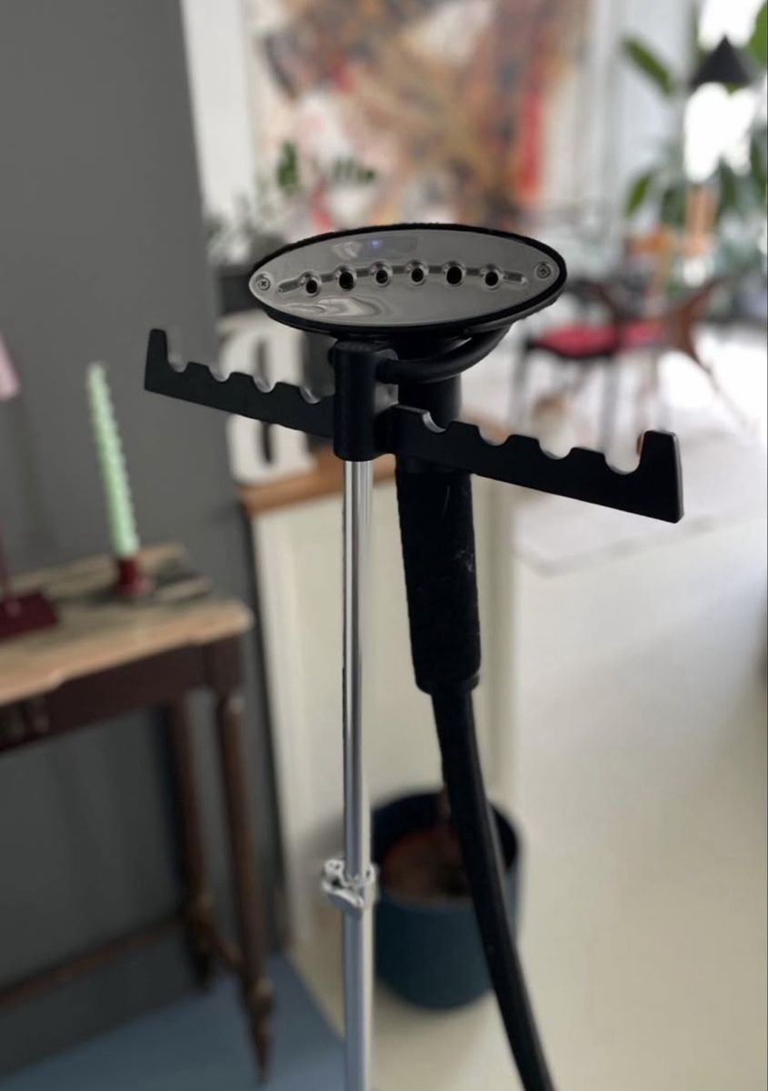 Ferri da stiro: SteamOne professional vertical Steamer – Usato da Zürich venduto da giu_q8xp 1