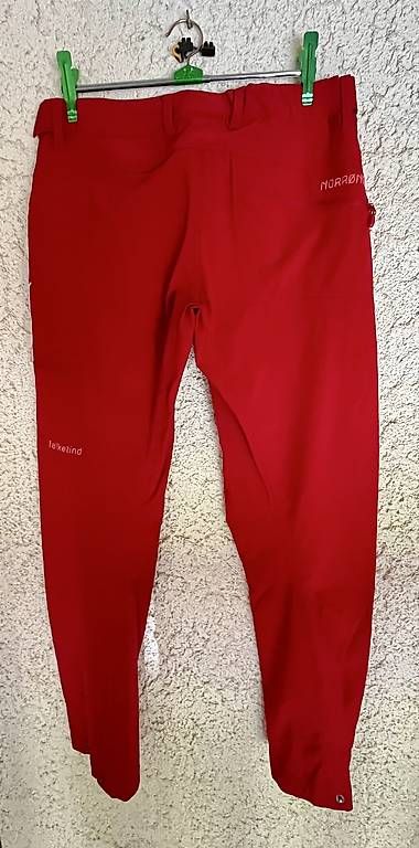 Pantaloni: Pantalon Norrona taille S – Usato da Bourg-St-Pierre venduto da GdCombin 1