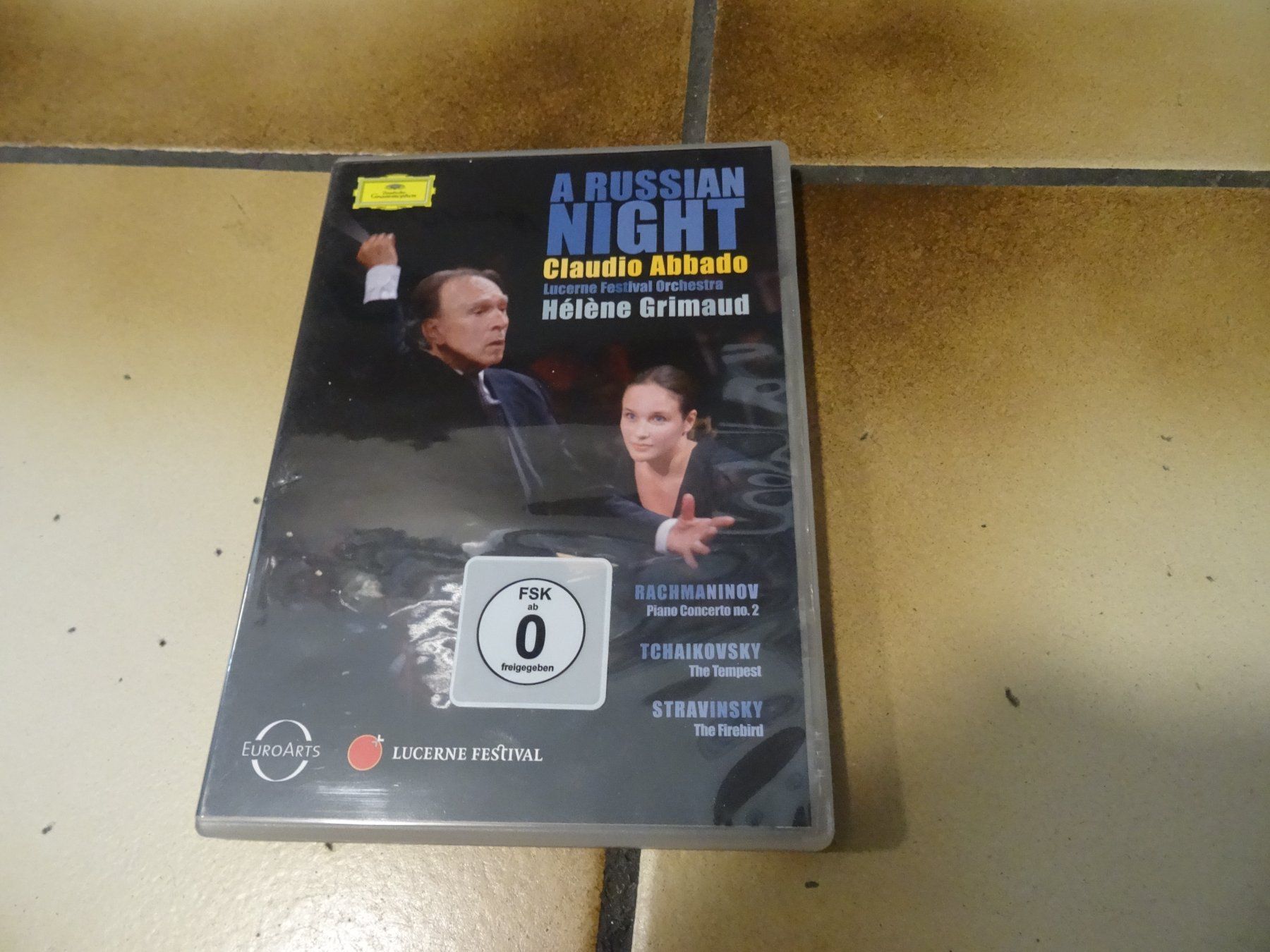 Tutti i DVDs: DVD A Russian Night Claudio Abbado – Usato da Olten venduto da Disc-Ausverkauf