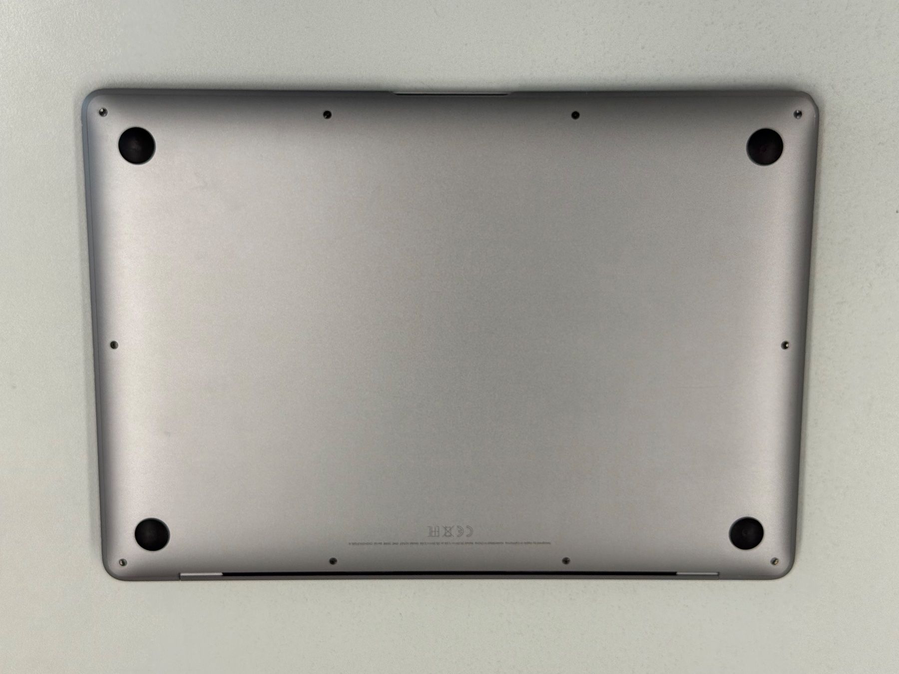 Apple Notebook: Macbook Air 13" 2020 (M1) – Usato da Zug venduto da ElPhone 2