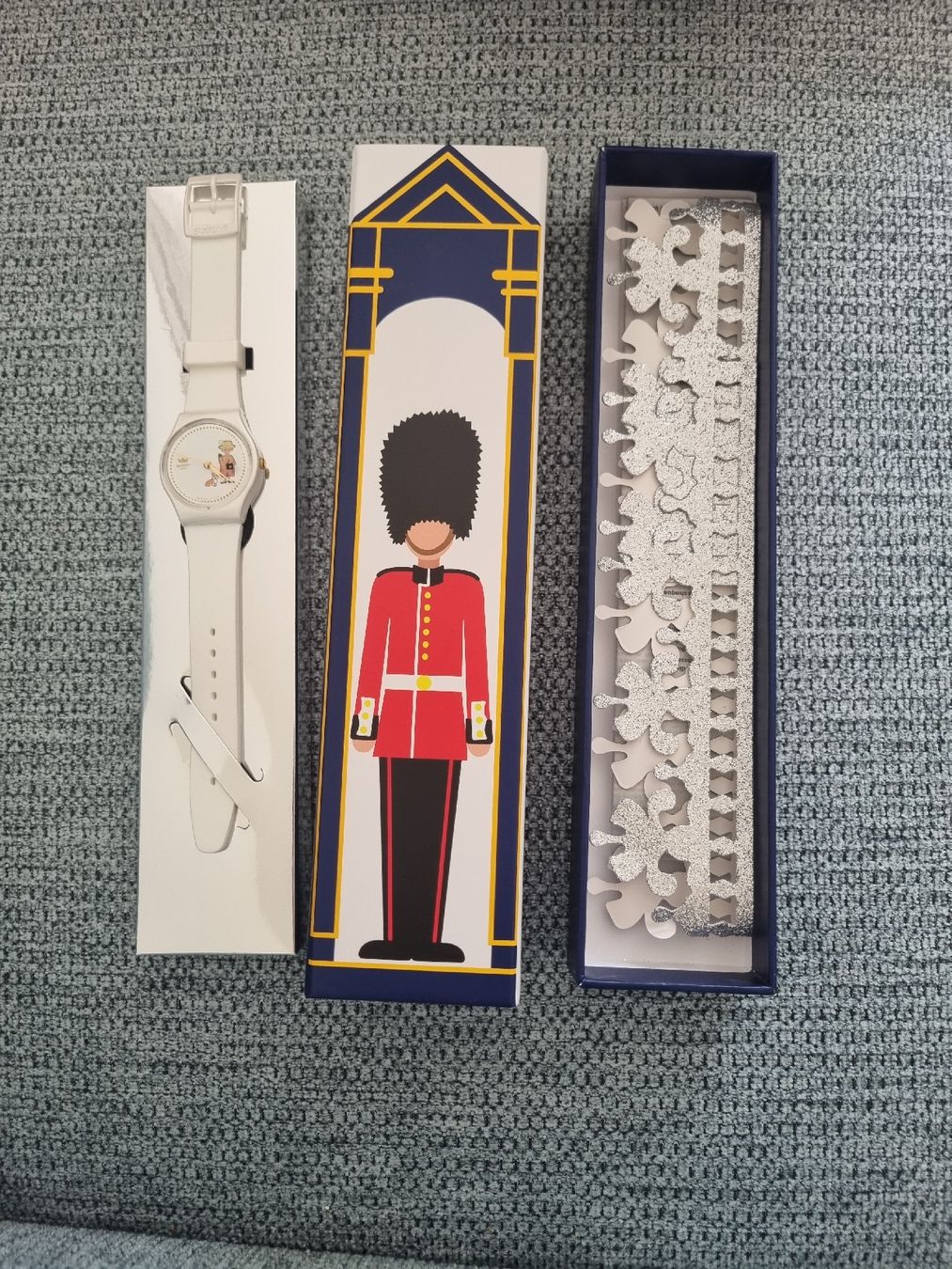 Swatch Uhren: Swatch Damenuhr HOW MAJESTETIC – Neu und originalverpackt aus Basel von iamba