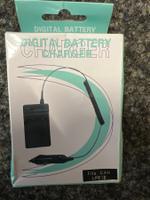 Digital Batterie Ladegerät/Charger mit Autoanschluss(e1)