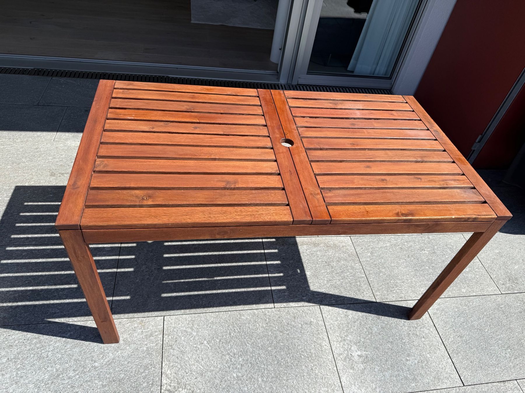 Gartentisch Holz IKEA ausziehbar (Gebraucht) in Männedorf für CHF 30 – nur Abholung auf Ricardo kaufen