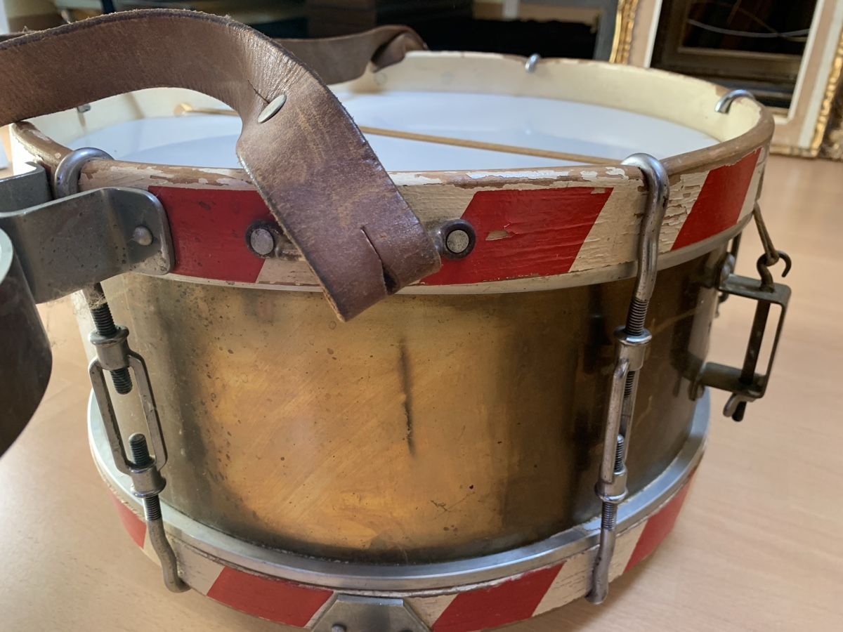 Schweizer Armee Musikinstrumente: Ordonanz Trommel – Gebraucht aus Wolfhalden von SecondAntique 1
